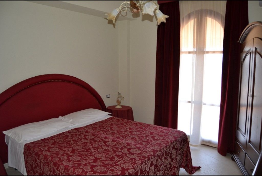 Hotel Porto Azzurro Giardini Naxos Eksteriør bilde